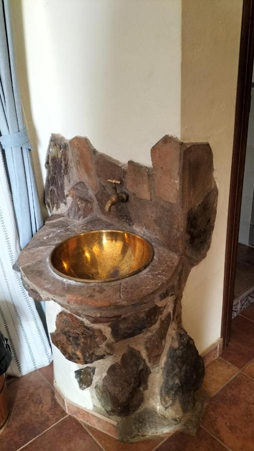 Casa Rural Lares Casas de Don Pedro 外观 照片