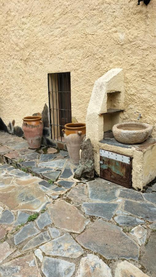 Casa Rural Lares Casas de Don Pedro 外观 照片