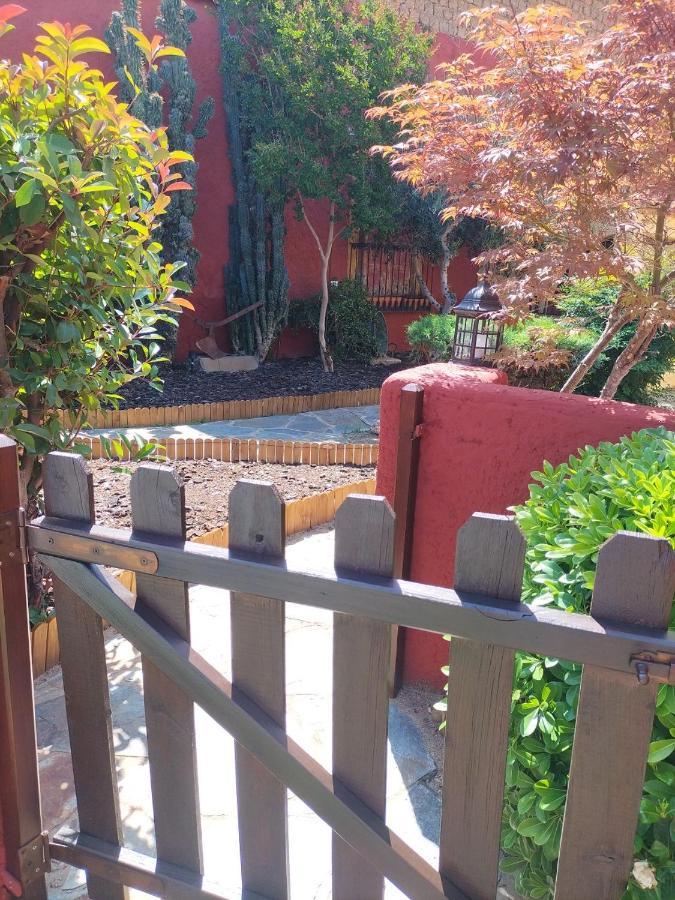 Casa Rural Lares Casas de Don Pedro 外观 照片